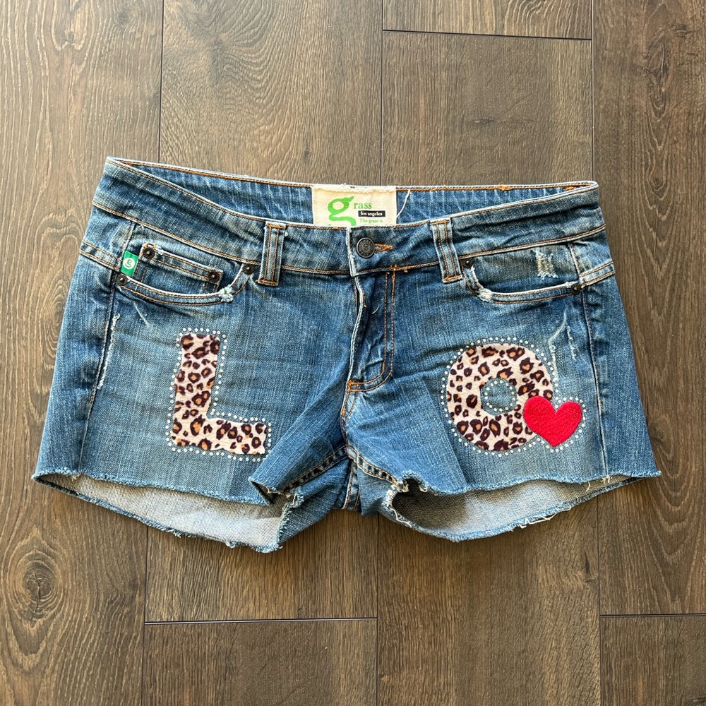 Grass Los Angeles shorts